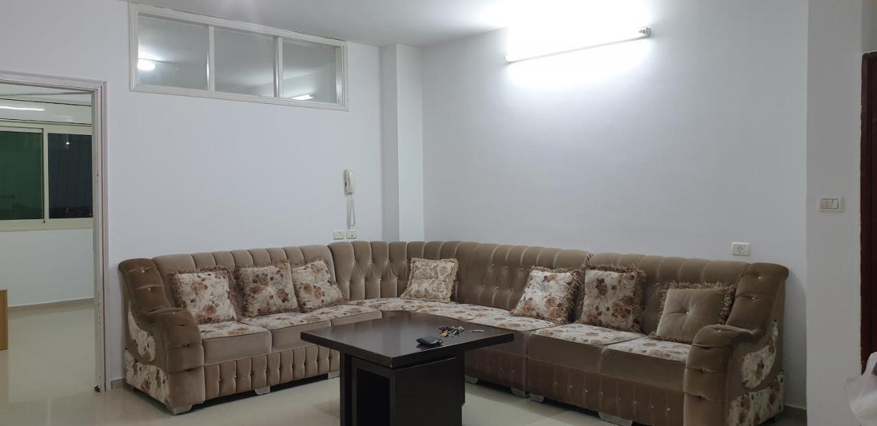 Nice Apartment In Hebron Palestine Luaran gambar